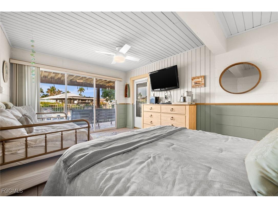 3660 San Carlos Drive Saint James City FL 33956 2025017059 image37