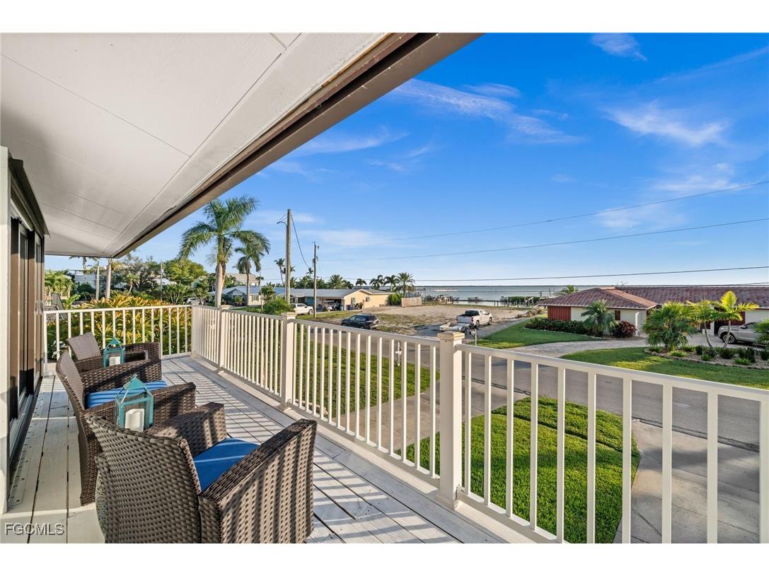 3660 San Carlos Drive Saint James City FL 33956 2025017059 image8