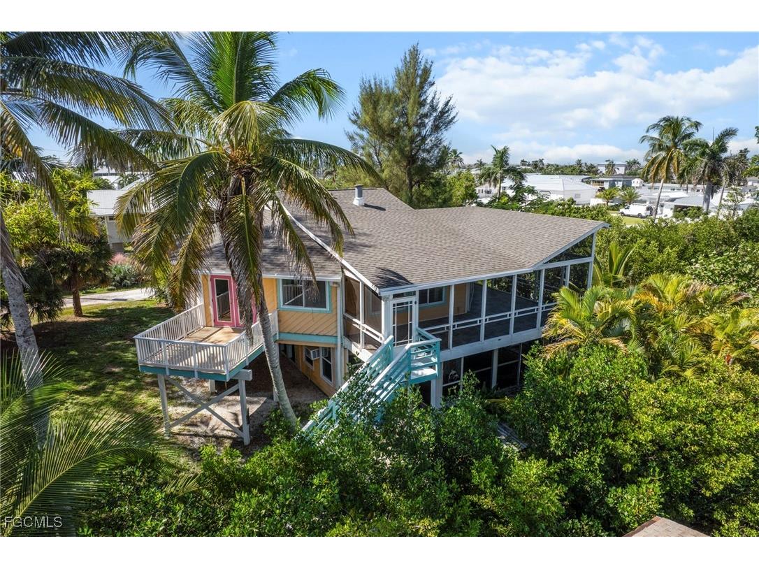 3660 Schooner Lane Saint James City FL 33956 2025016734 image1