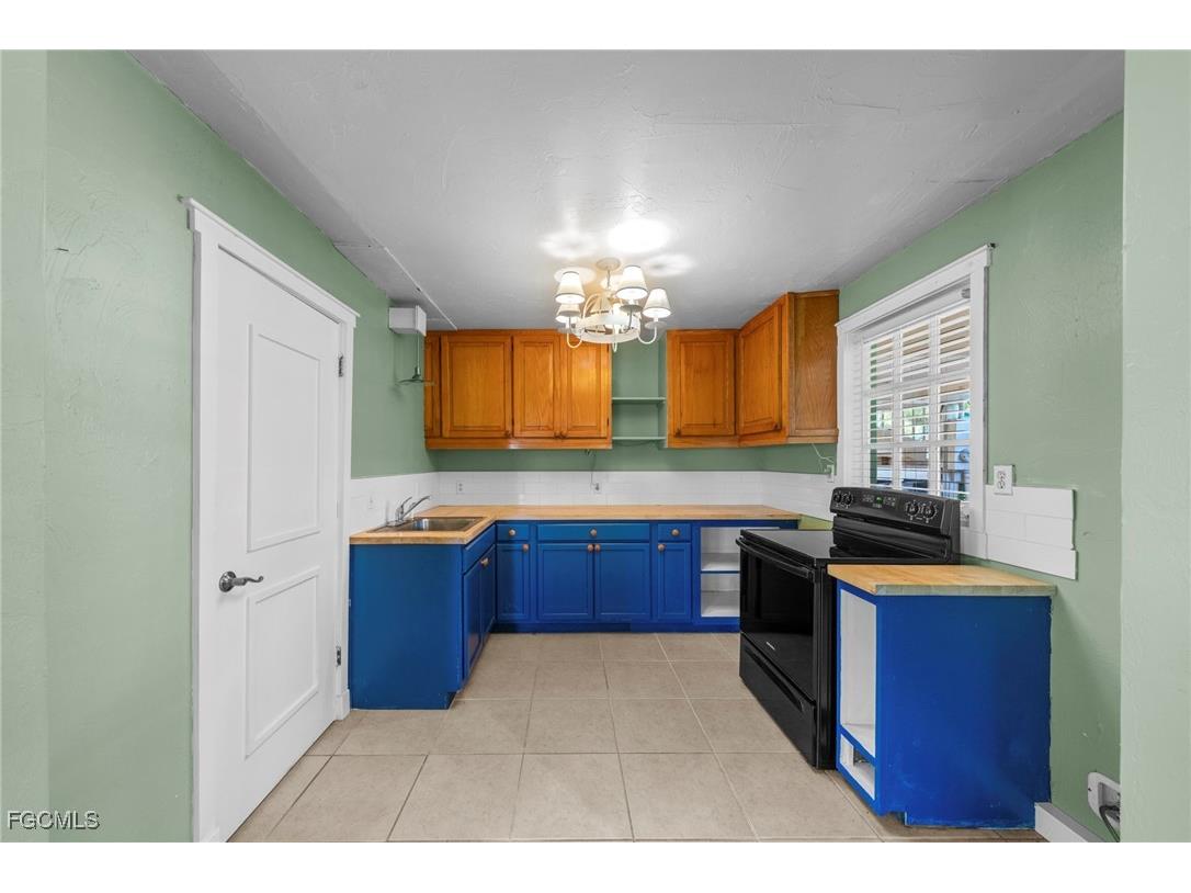 3660 Schooner Lane Saint James City FL 33956 2025016734 image27