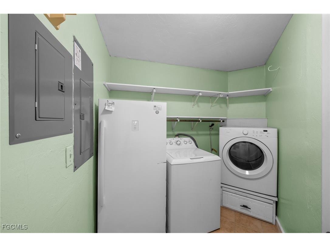 3660 Schooner Lane Saint James City FL 33956 2025016734 image28