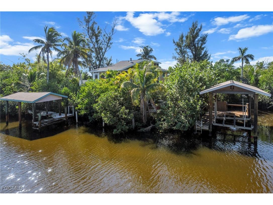 3660 Schooner Lane Saint James City FL 33956 2025016734 image3