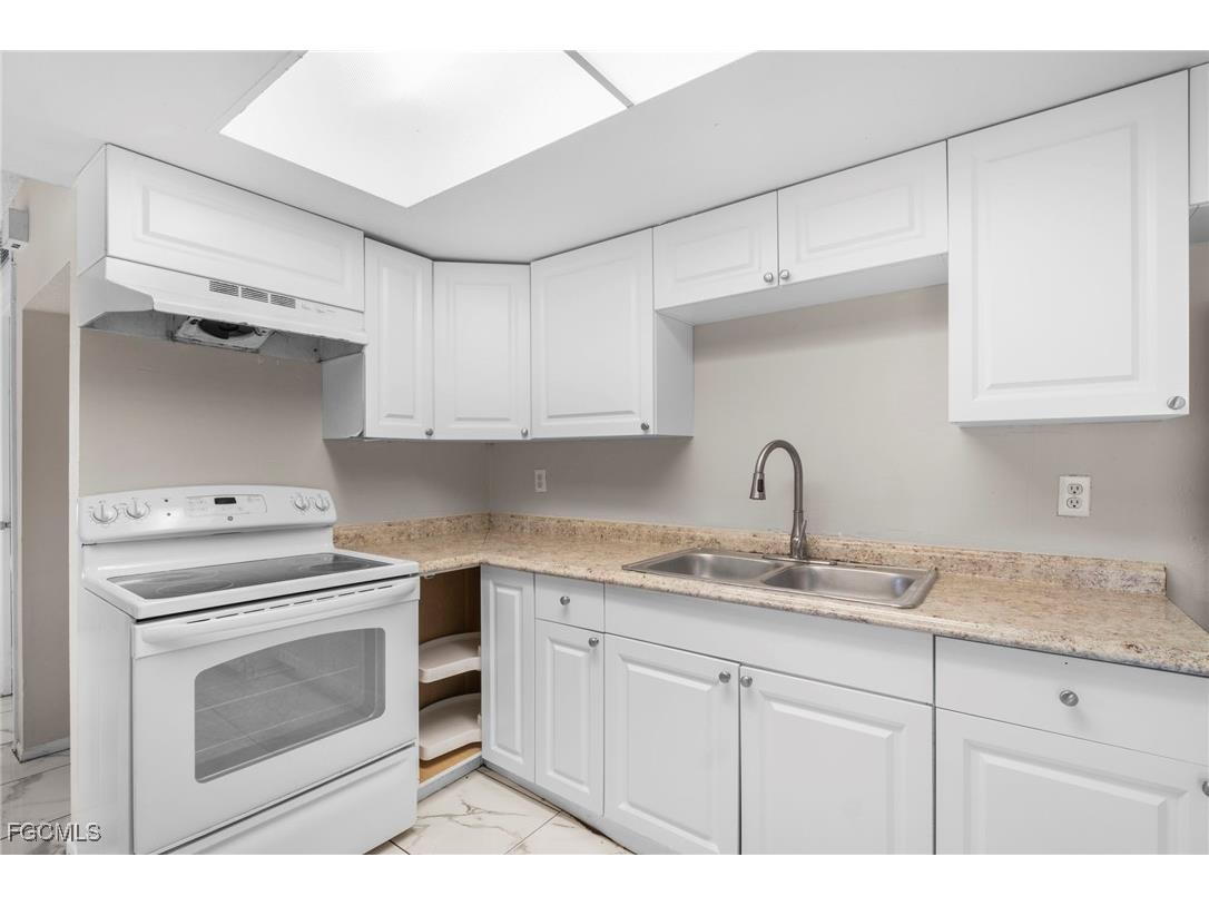 3660 Seminole Avenue Fort Myers FL 33916 2025007150 image10