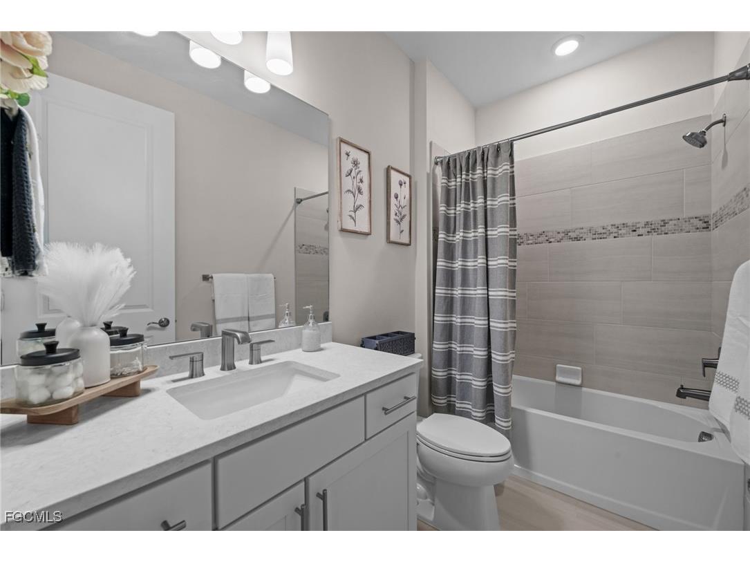 3663 Passion Vine Drive Alva FL 33920 2025012101 image15