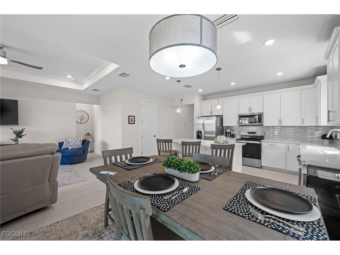 3663 Passion Vine Drive Alva FL 33920 2025012101 image29