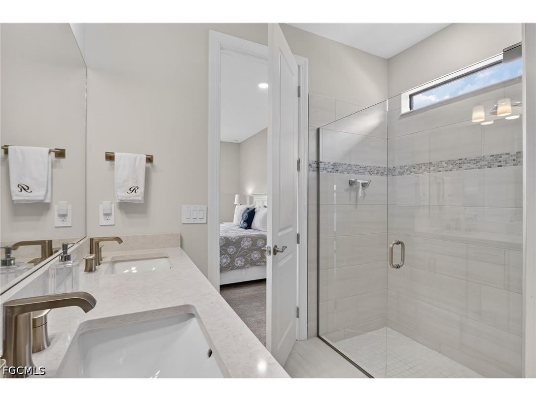 3663 Passion Vine Drive Alva FL 33920 2026019177 image24