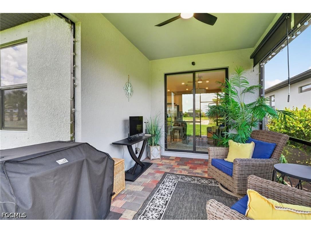 3663 Passion Vine Drive Alva FL 33920 2026019177 image38