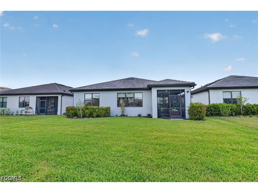 3663 Passion Vine Drive Alva FL 33920 2026019177 image41