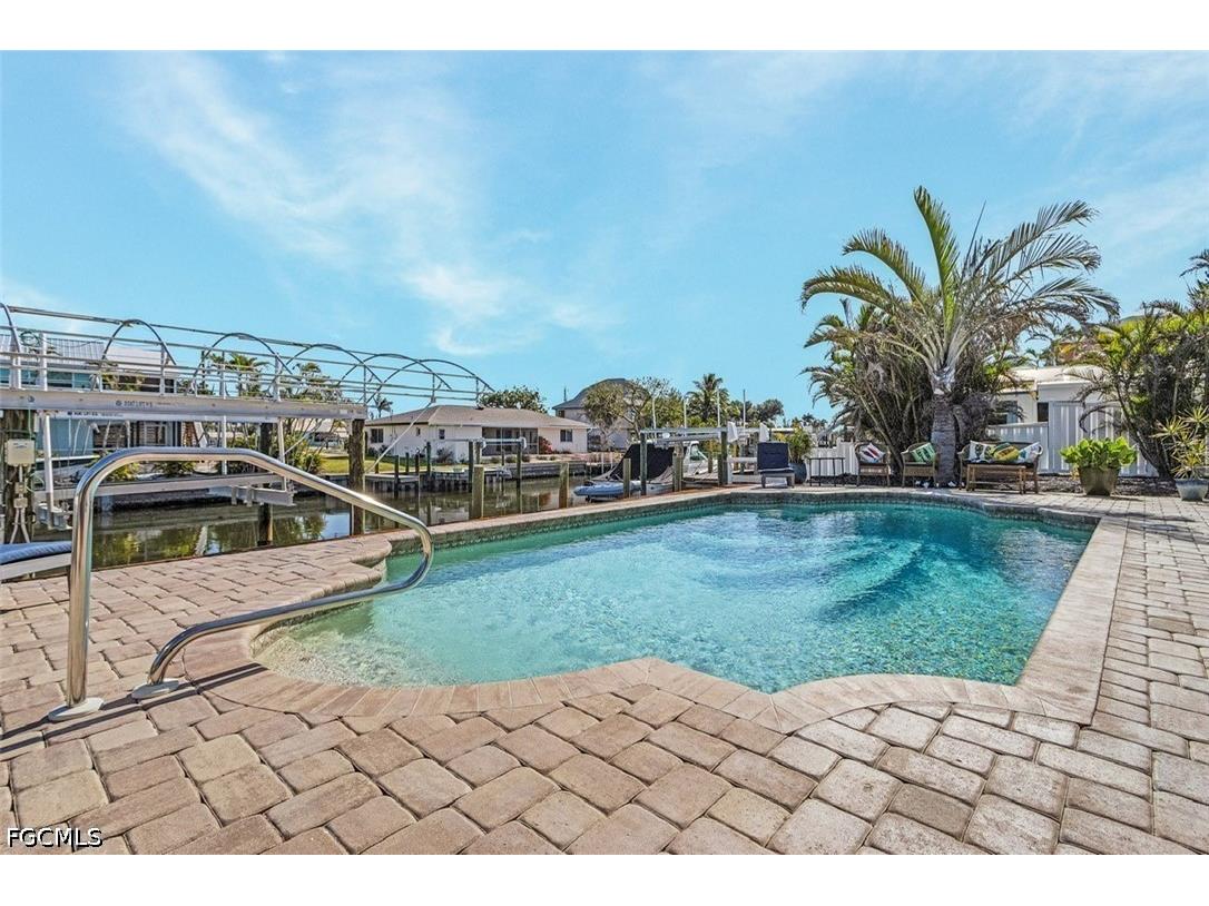 3664 Bayview Avenue Saint James City FL 33956 2026018468 image17