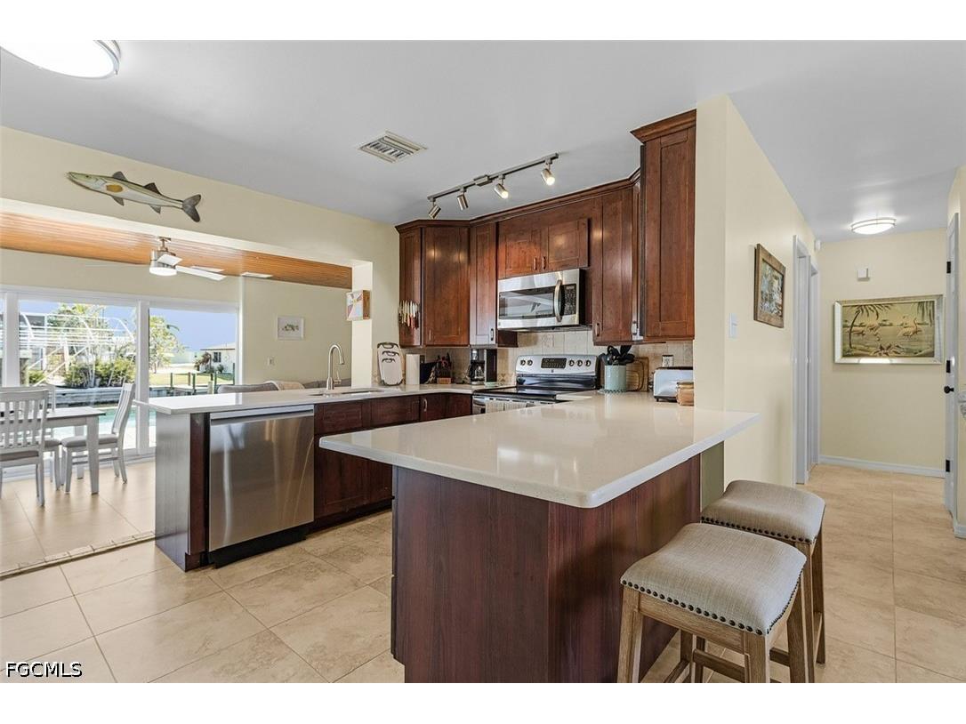 3664 Bayview Avenue Saint James City FL 33956 2026018468 image4