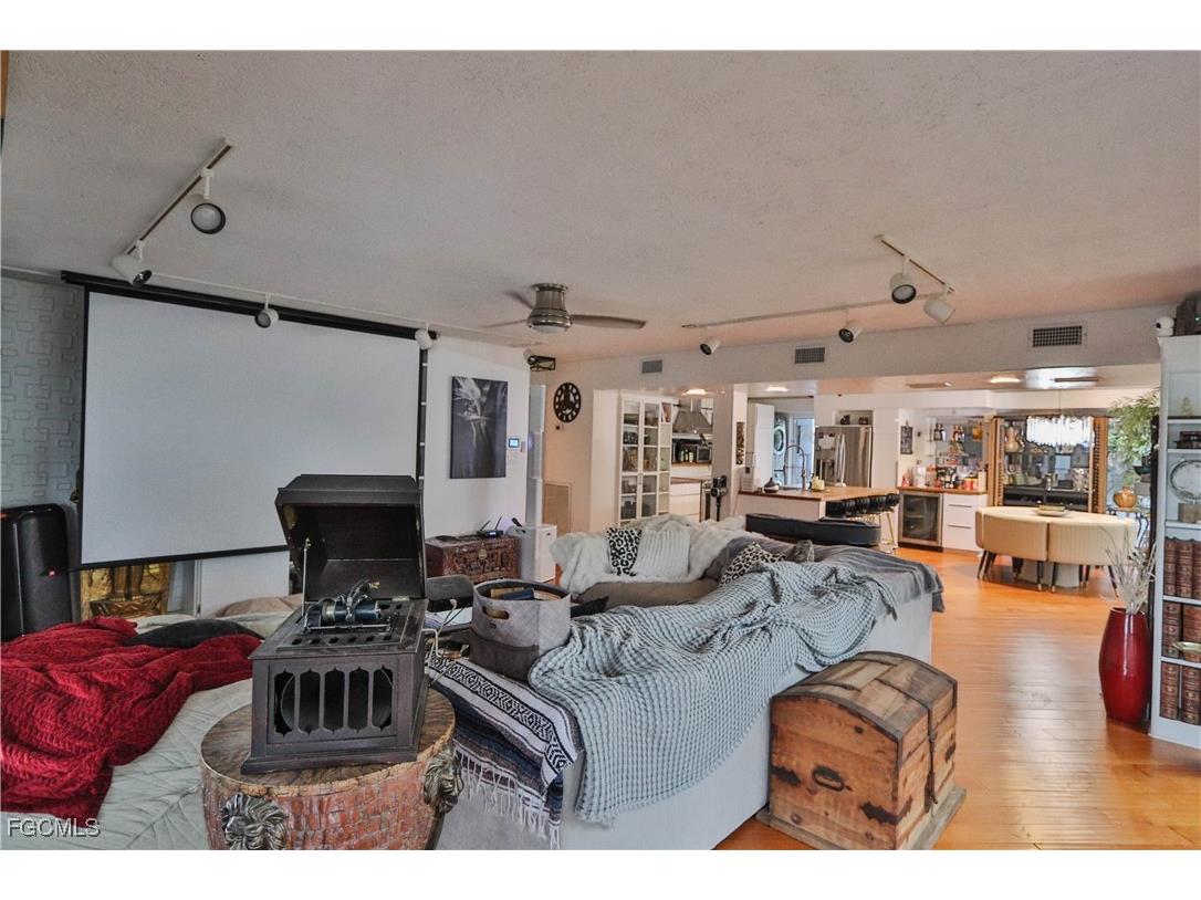 3666 Princeton Street Fort Myers FL 33901 2025019287 image19