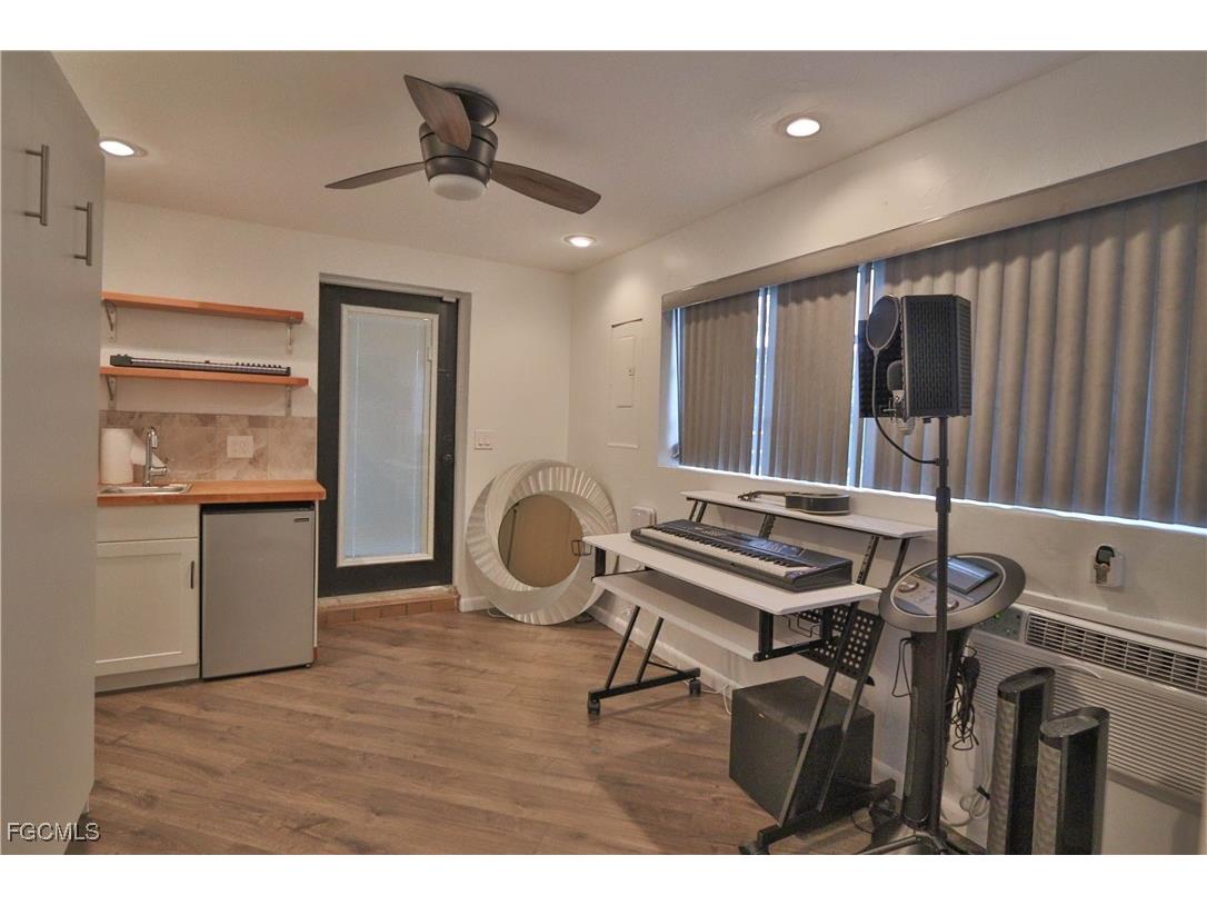 3666 Princeton Street Fort Myers FL 33901 2025019287 image36