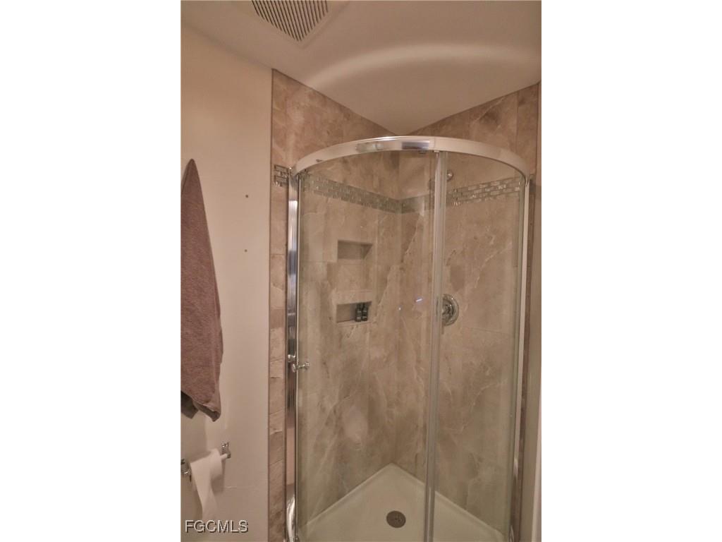 3666 Princeton Street Fort Myers FL 33901 2025019287 image38