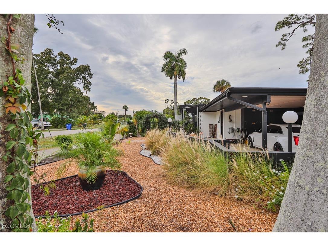 3666 Princeton Street Fort Myers FL 33901 2025019287 image4