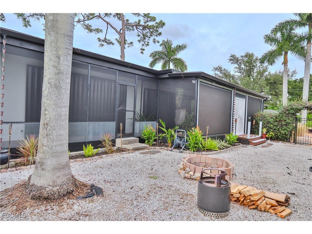 3666 Princeton Street Fort Myers FL 33901 2025019287 image6