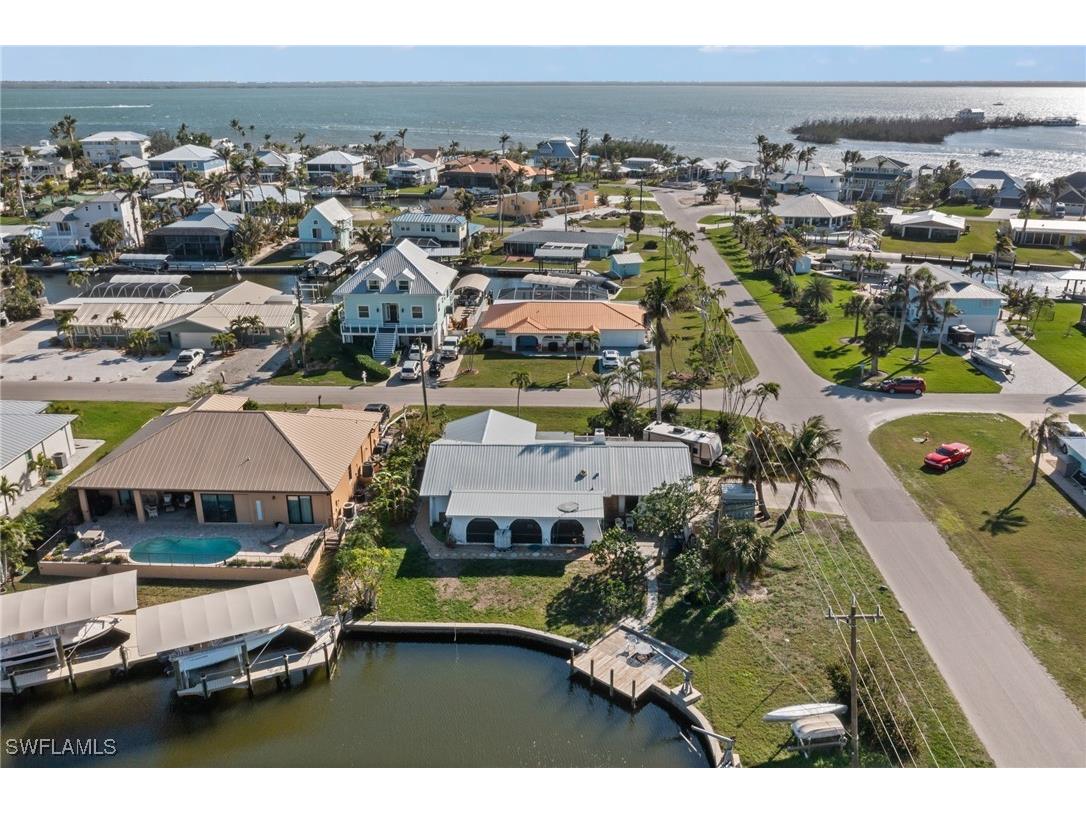 3668 Emerald Avenue Saint James City FL 33956 225017517 image1