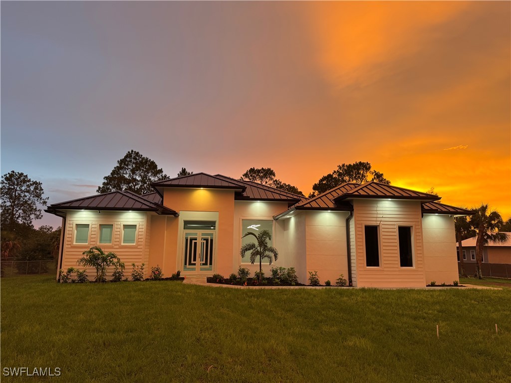 367 10th St Ne Naples FL 34120 225053716 image1