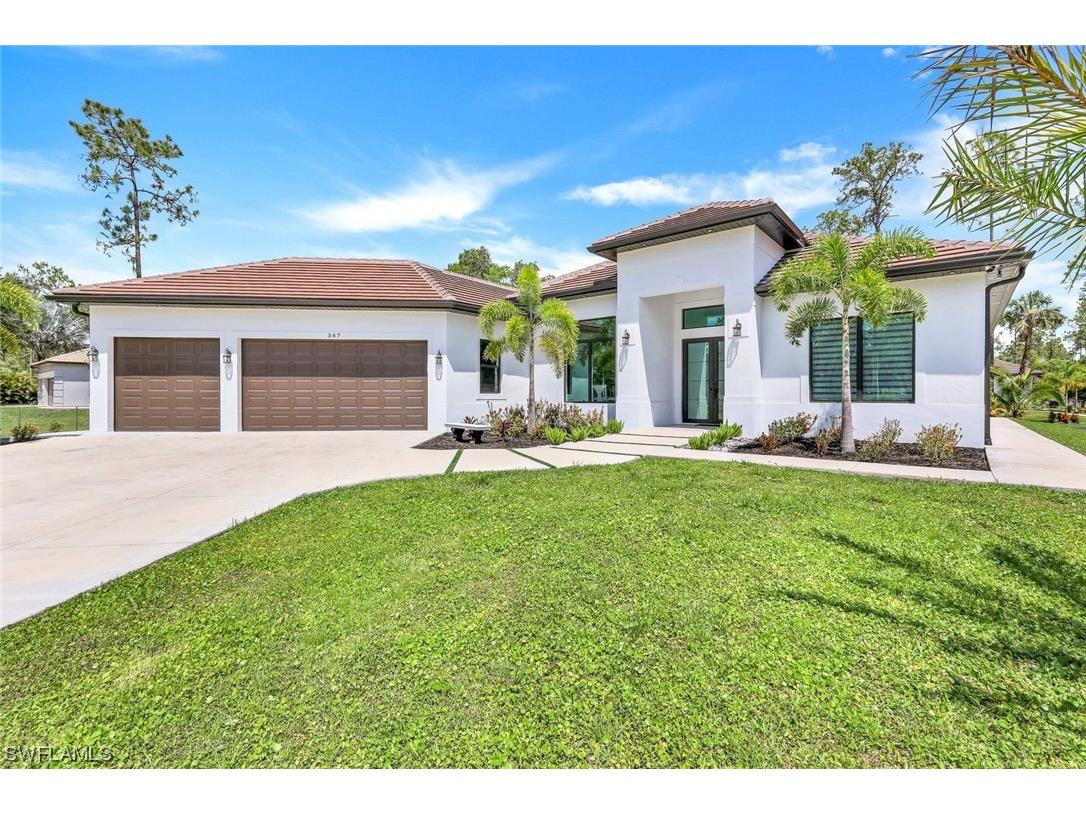 367 14th Avenue NE Naples FL 34120 223027449 image1
