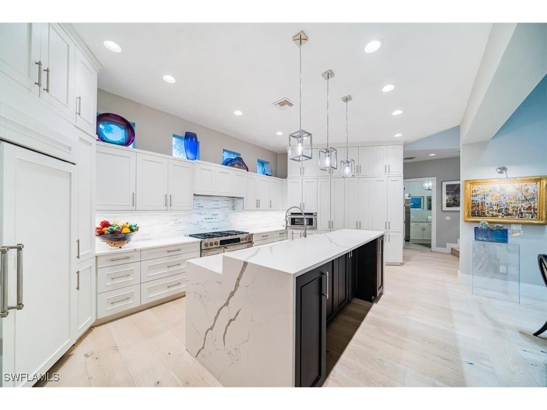 367 5th Avenue N Naples FL 34102 225070286 image13