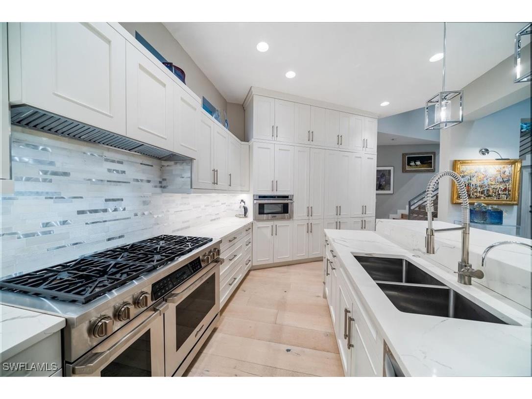 367 5th Avenue N Naples FL 34102 225070286 image15