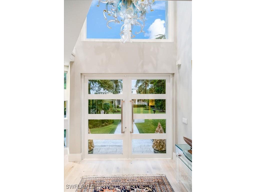 367 5th Avenue N Naples FL 34102 225070286 image4