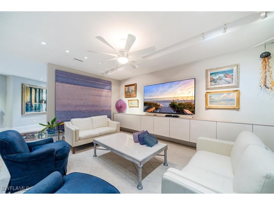 367 5th Avenue N Naples FL 34102 225070286 image7