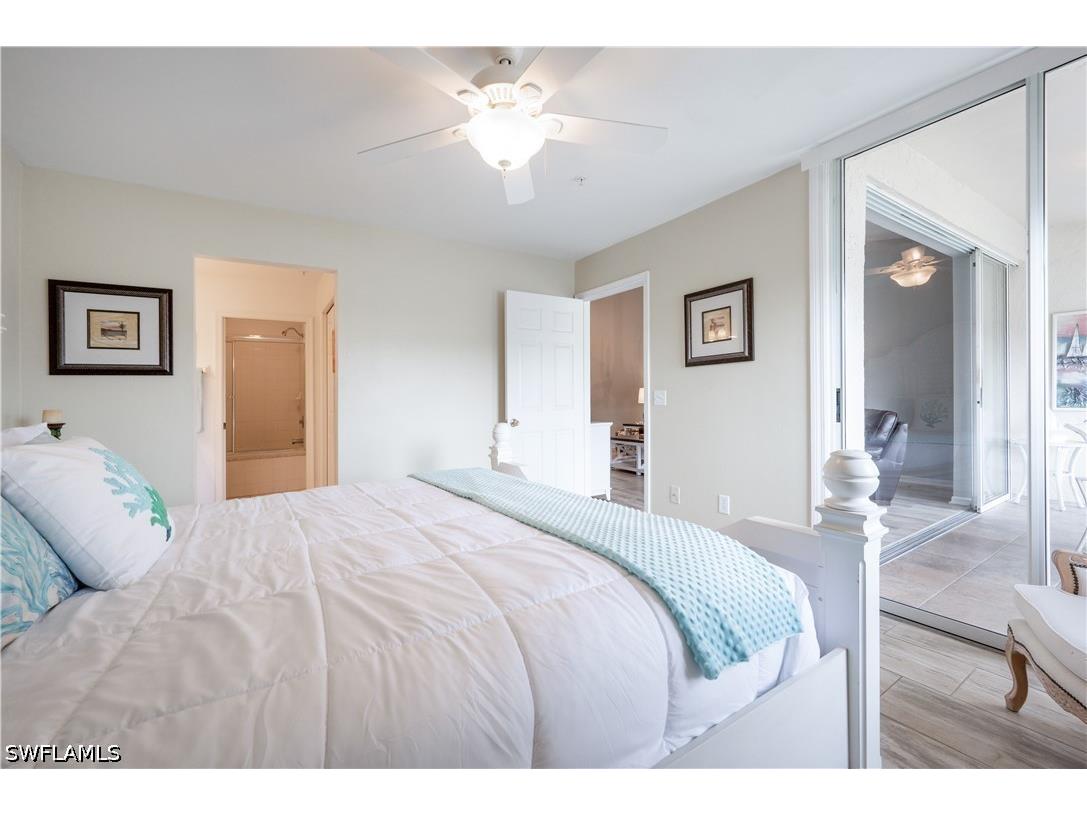 367 Dover Place #1002 Naples FL 34104 226015658 image13