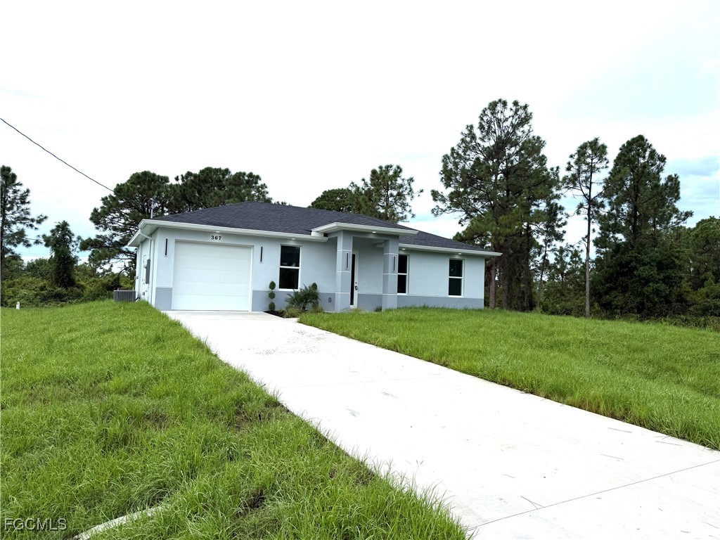 367 Hermosa Avenue Lehigh Acres FL 33974 2025009646 image1