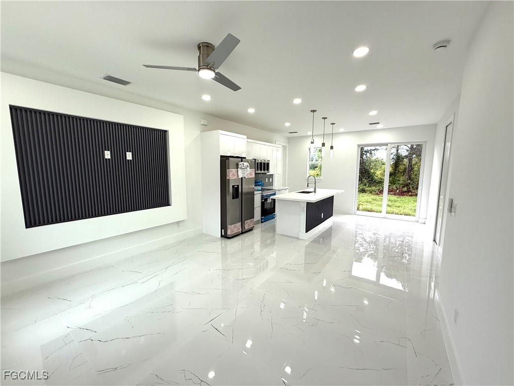 367 Hermosa Avenue Lehigh Acres FL 33974 2025009646 image4