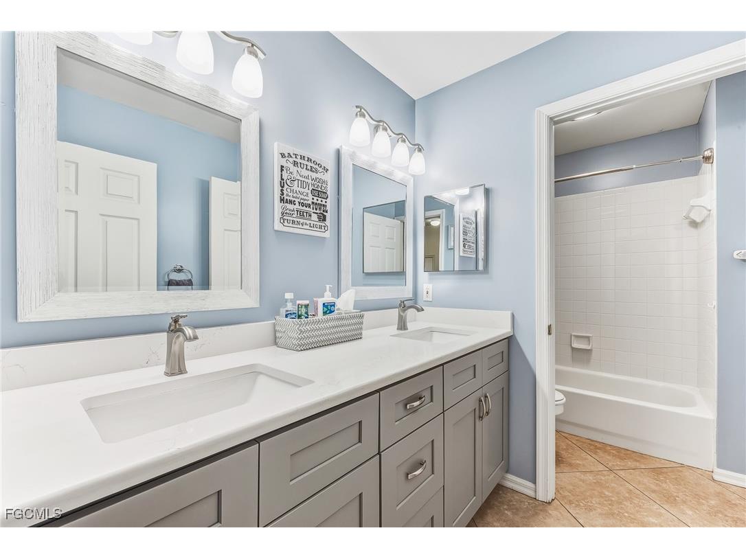 3670 Sunland Lane Estero FL 33928 2026004846 image18