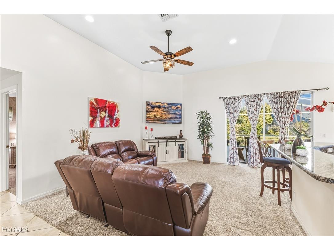 3670 Sunland Lane Estero FL 33928 2026004846 image9