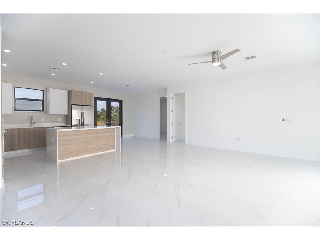 3671 66th Avenue NE Naples FL 34120 222084194 image1