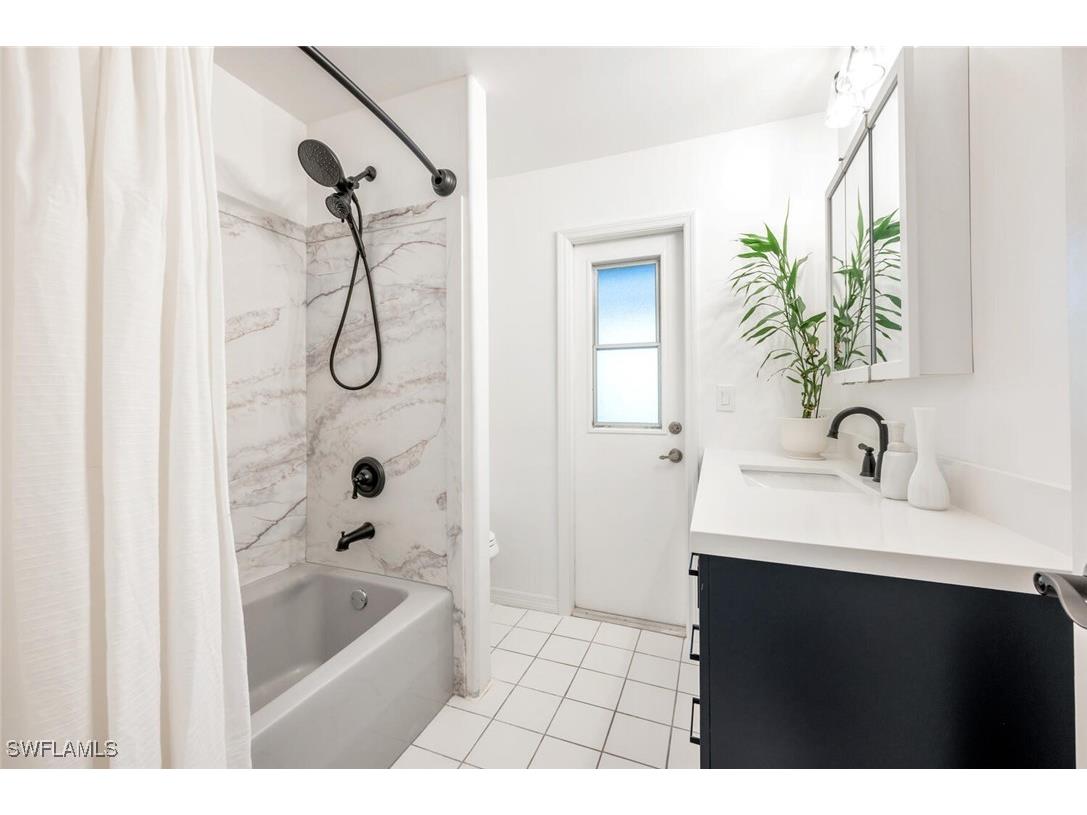 3671 8th Avenue SE Naples FL 34117 224098015 image21