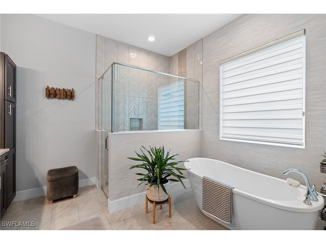 3671 Sapphire Cove Circle Naples FL 34114 225074203 image19