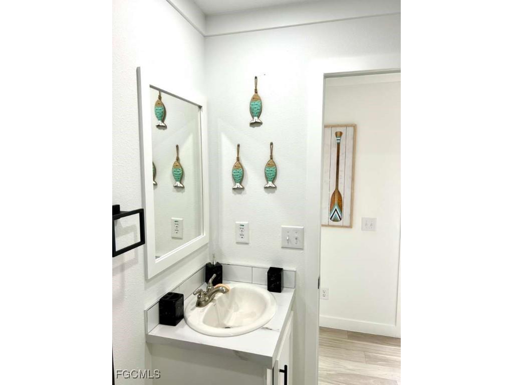 3673 Dewberry Lane Saint James City FL 33956 2025014478 image16