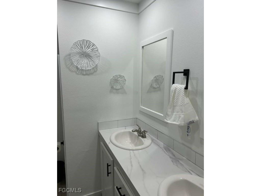 3673 Dewberry Lane Saint James City FL 33956 2025014478 image21