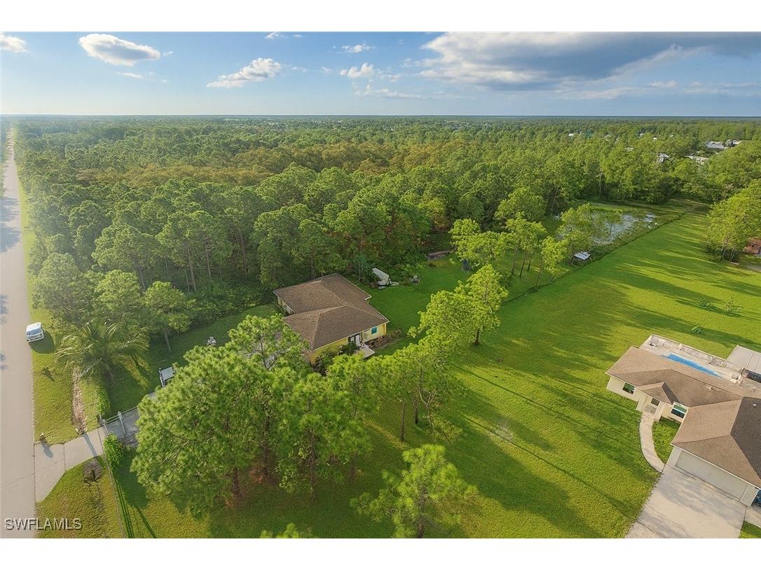 3675 27th Avenue NE Naples FL 34120 225072552 image17