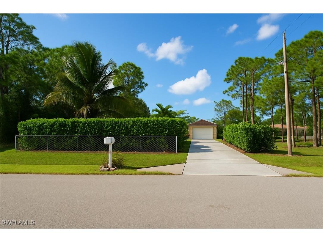 3675 27th Avenue NE Naples FL 34120 225072552 image3