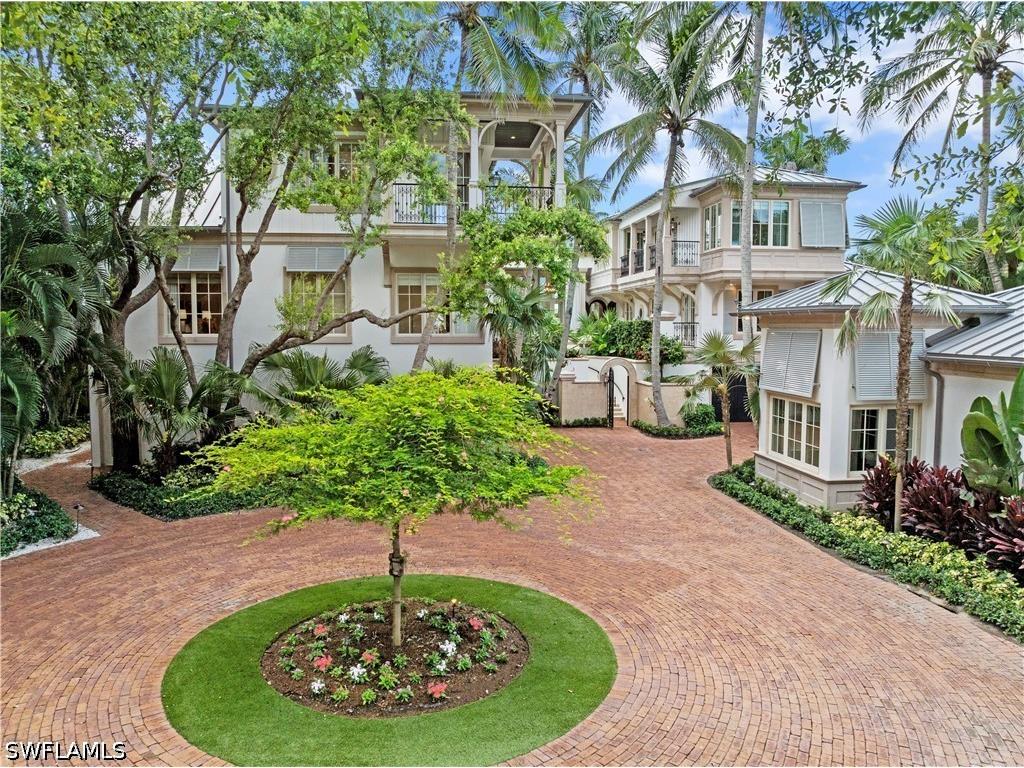 3675 Gordon Drive Naples FL 34102 226019967 image1