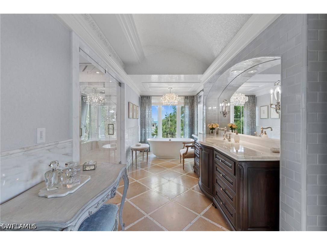 3675 Gordon Drive Naples FL 34102 226019967 image18