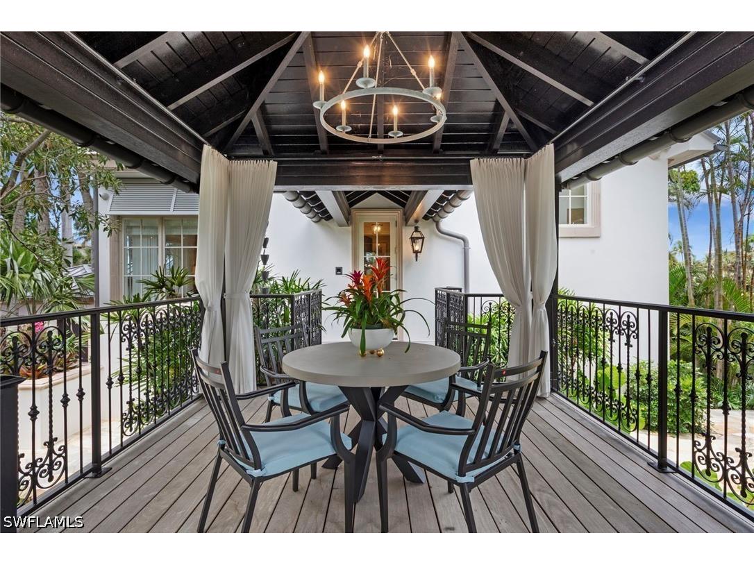 3675 Gordon Drive Naples FL 34102 226019967 image27