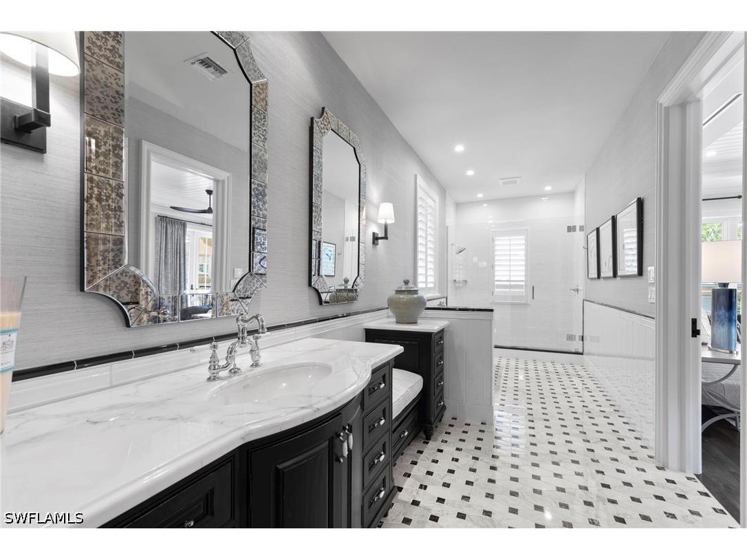 3675 Gordon Drive Naples FL 34102 226019967 image37