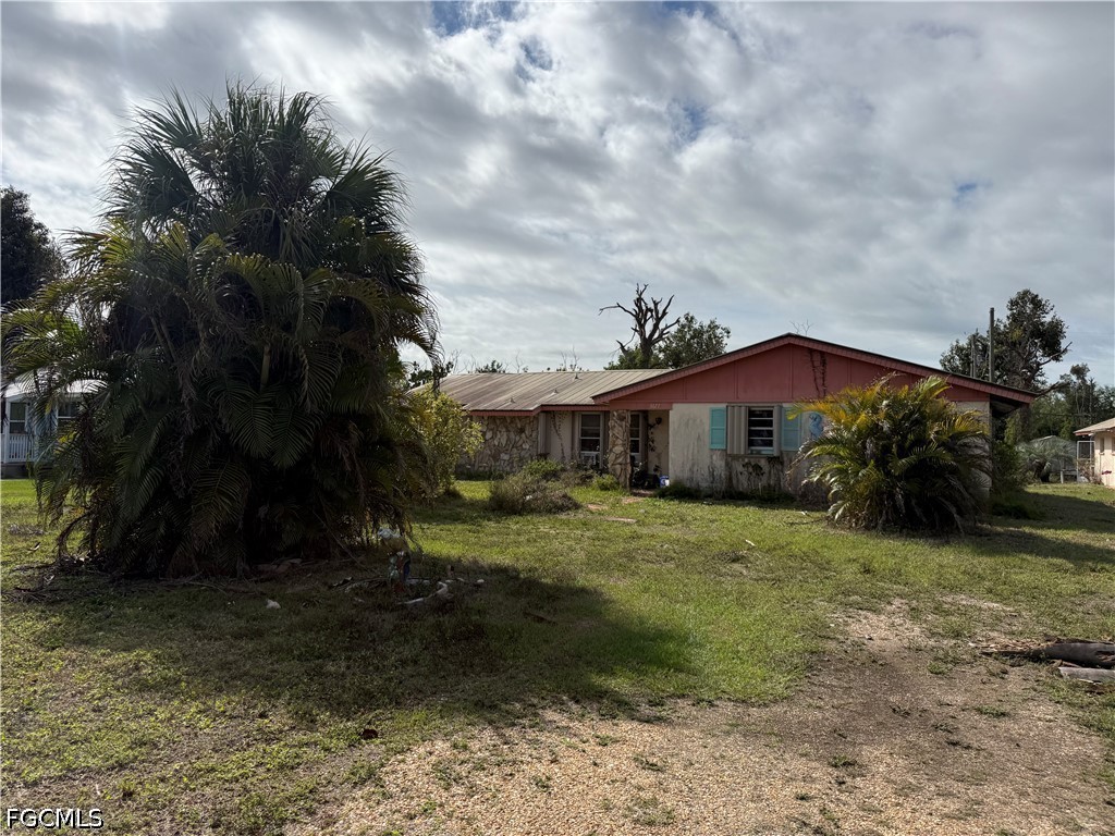 3677 Tangerine Drive Saint James City FL 33956 2026020448 image1