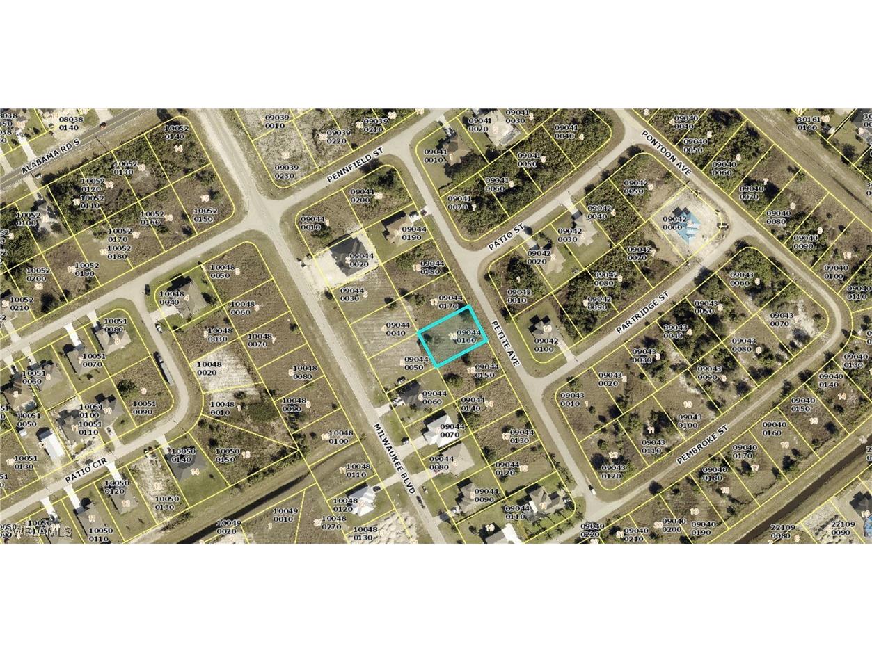 368-368 Petite Avenue Lehigh Acres FL 33974 225032102 image1