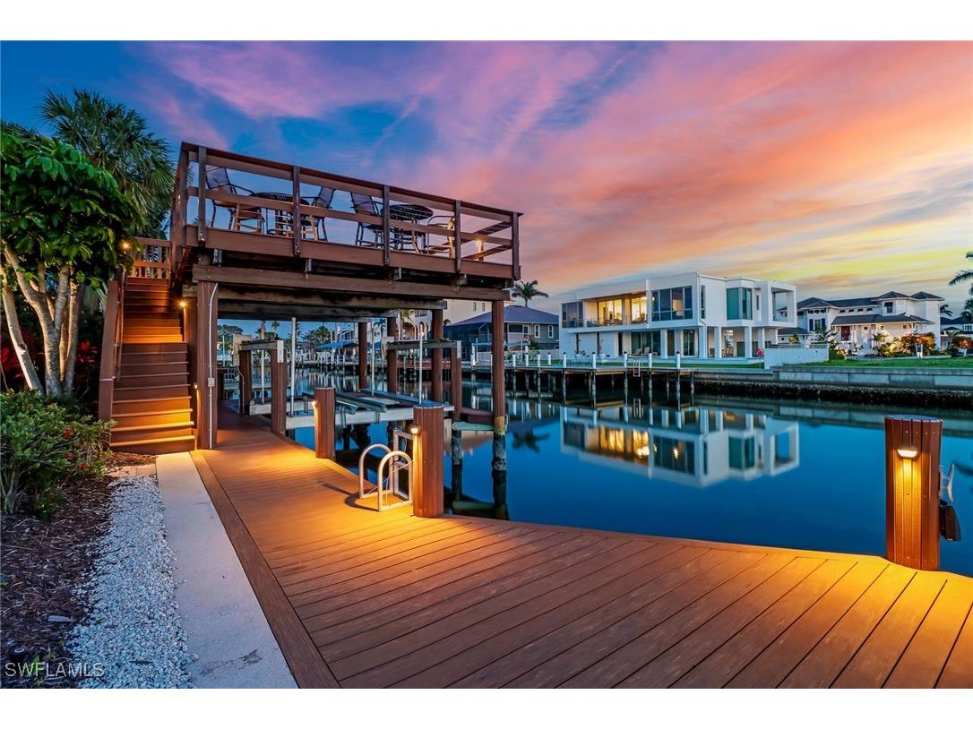 368 Germain Avenue Naples FL 34108 225078503 image3