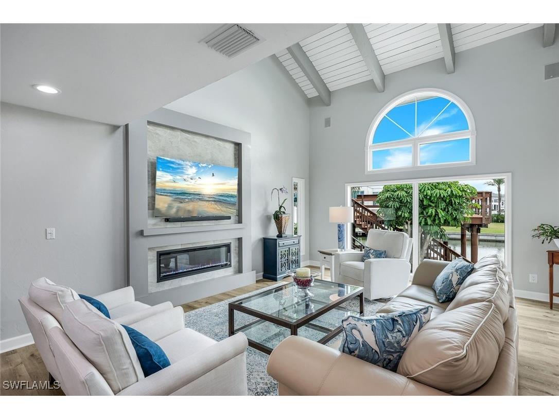 368 Germain Avenue Naples FL 34108 225078503 image8