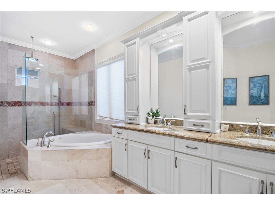 368 Hawser Lane Naples FL 34102 226006172 image10
