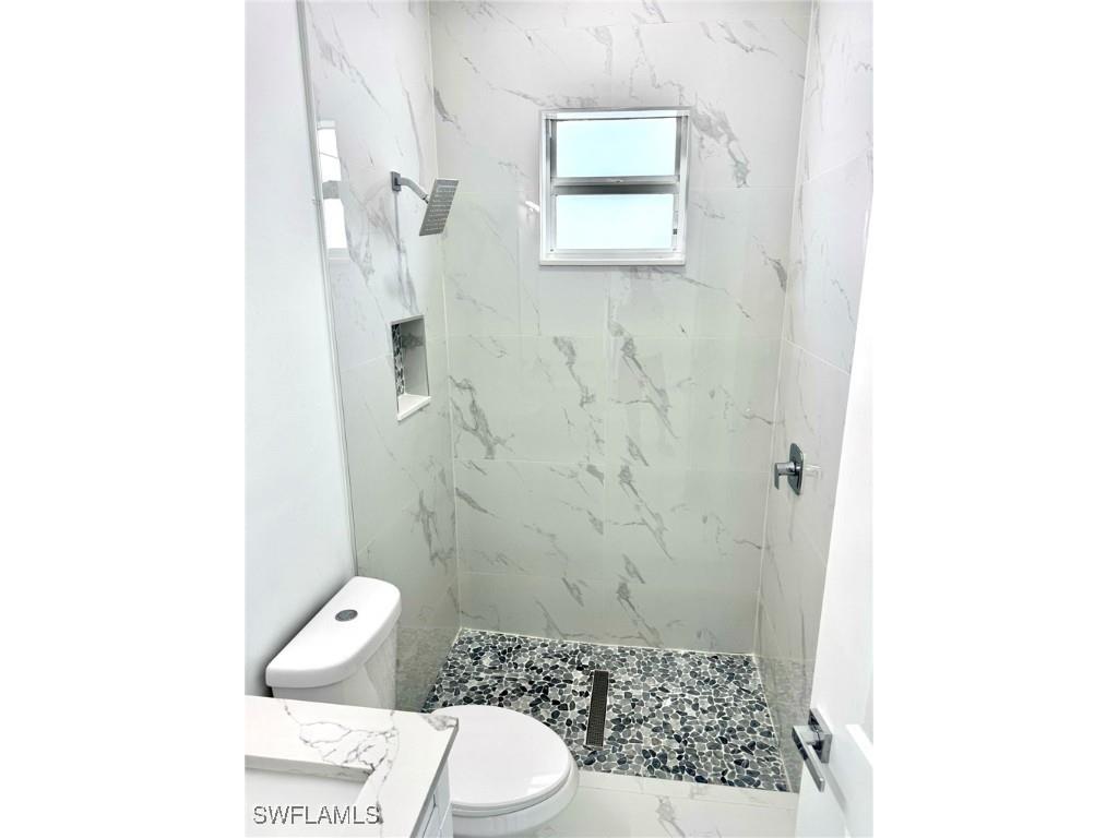 368 Limerick Avenue S Lehigh Acres FL 33974 2025001919 image4