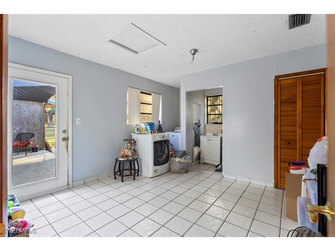 3680 7th Avenue SW Naples FL 34117 226003656 image25