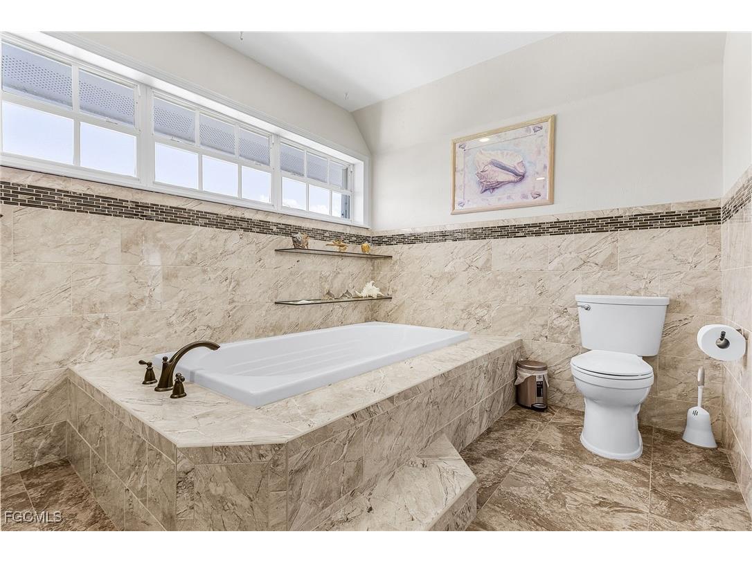 3681 San Carlos Drive Saint James City FL 33956 2025013404 image23